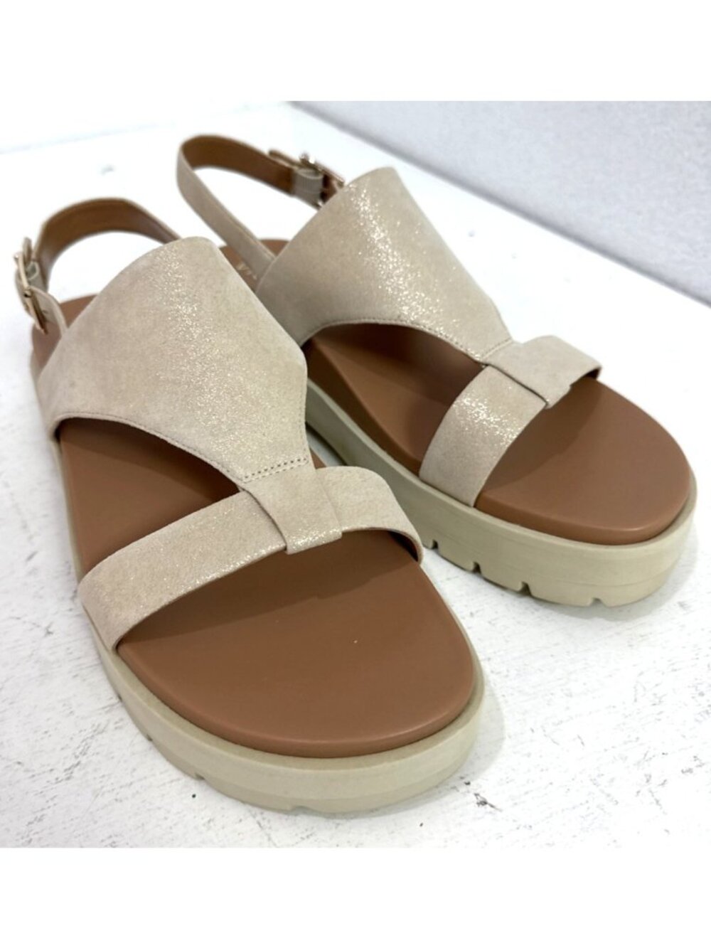 Vionic Alondra Lug Arch Support Platform Light Gold Cream Sparkle Sandals Sz 10